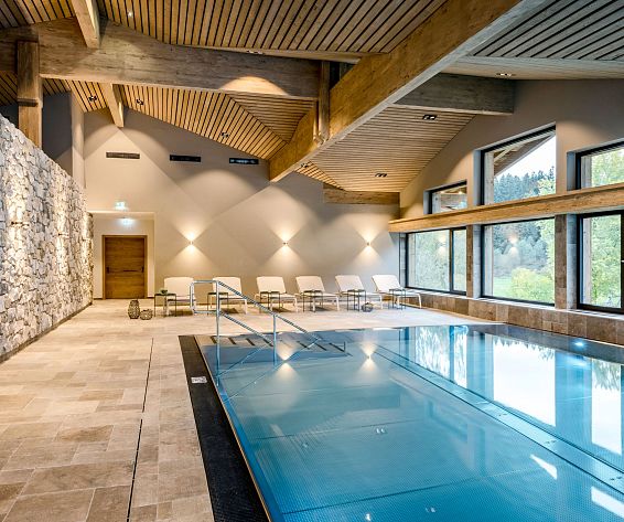 Kaiserlodge_Scheffau am Wilden Kaiser_indoor pool_SPA
