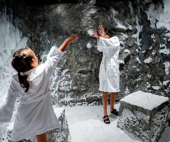 le-primore-heviz-schneekabine-eden-spa-2