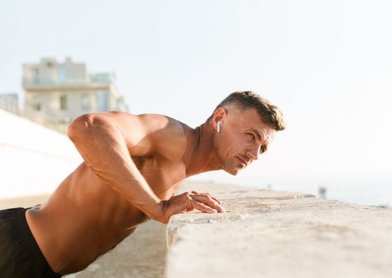 muskel-body-fitness-adobestock-212058440-3